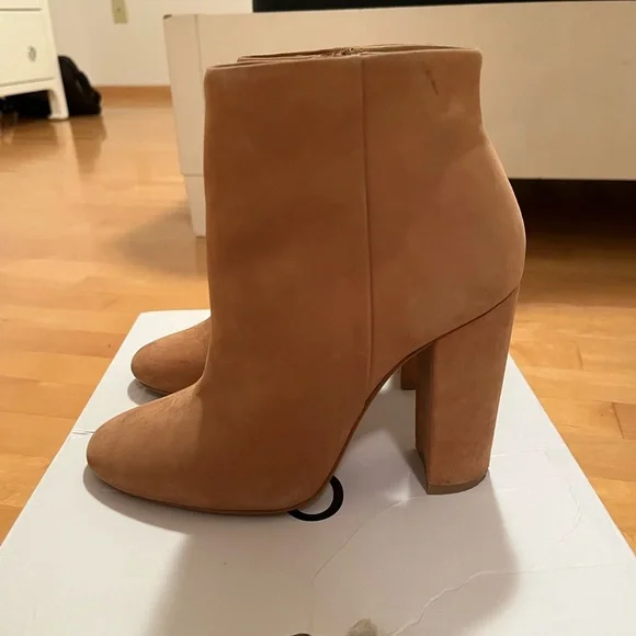 Aldo - Ransome - Picture 1 of 5